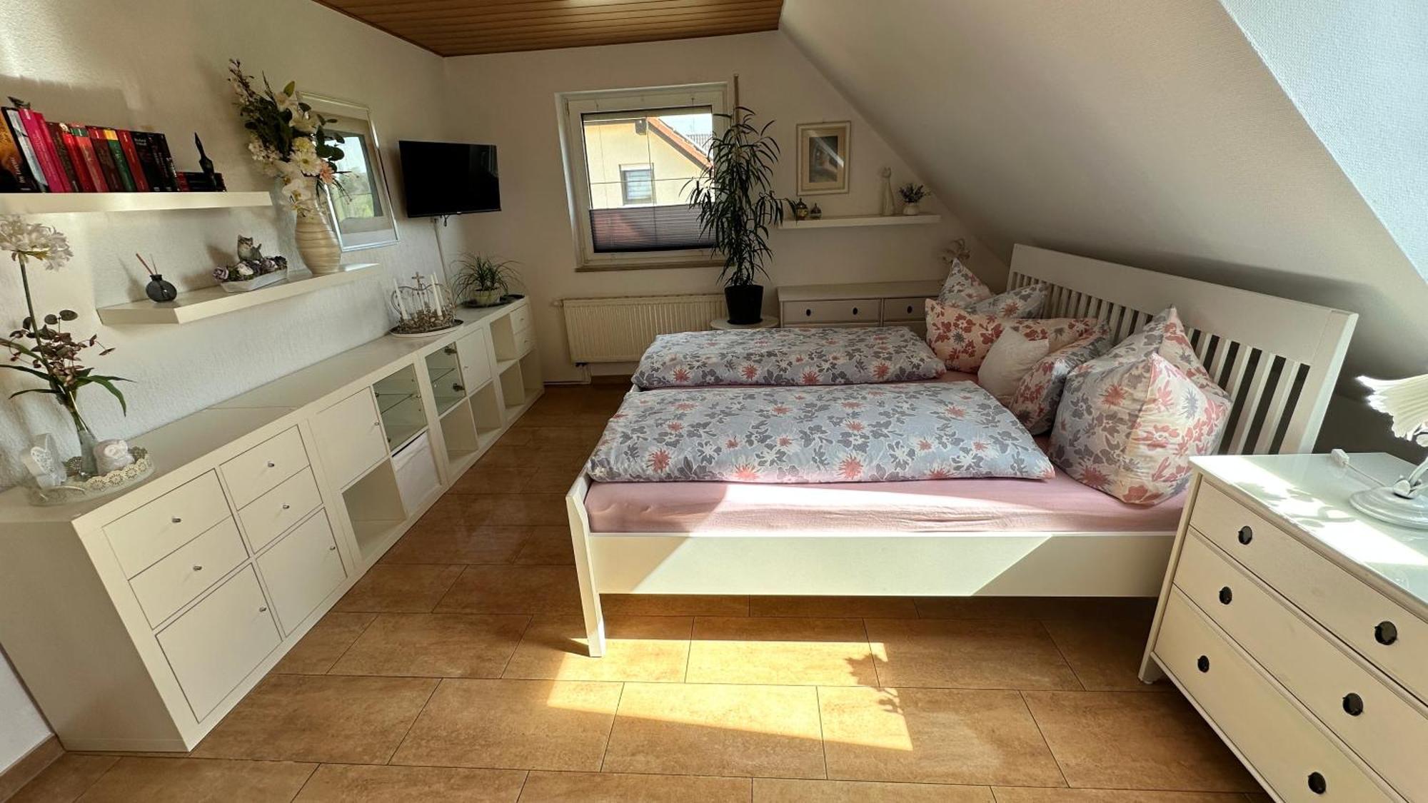 Gaestezimmer Zum Waldsachsener Grund Meerane Exterior foto
